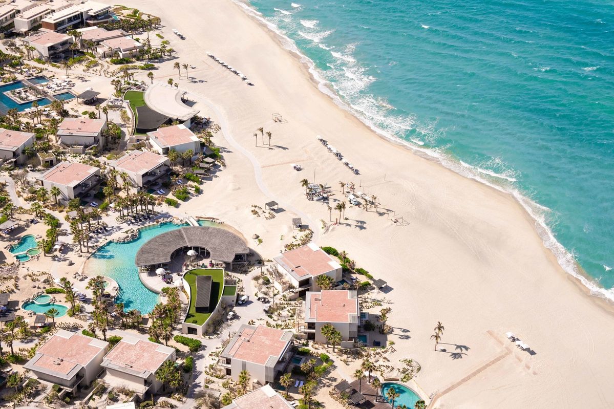 Scogliera e mare in Italia